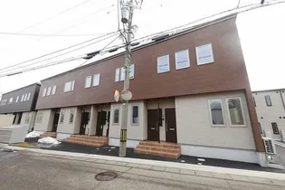 グラン・パレスかほくIX【1階】の外観