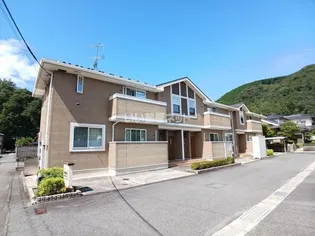 広島県三次市三次町【アパート】の外観