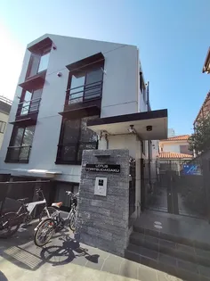 ロータス都立大学【2階】の外観