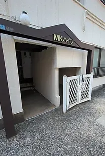 神奈川県横須賀市鷹取1【マンション】の外観