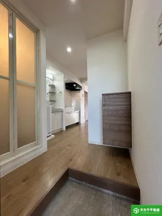 別府ビル【4階】の玄関