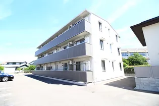 ハコマルシェの画像