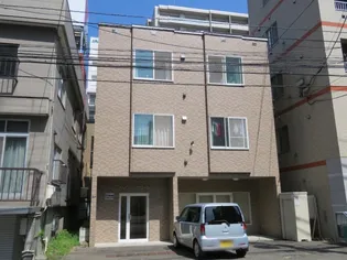 北海道札幌市中央区北一条西22【アパート】の外観