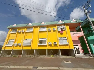 エメラルドグリーンの画像