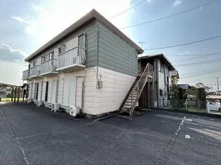 愛知県西尾市駒場町東山【アパート】の外観