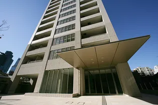 東京都港区赤坂6【マンション】の外観