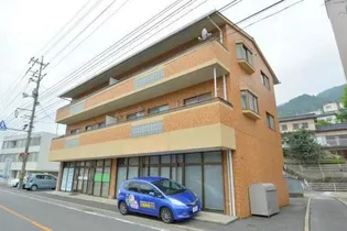 コンビデンス西本【3階】の外観