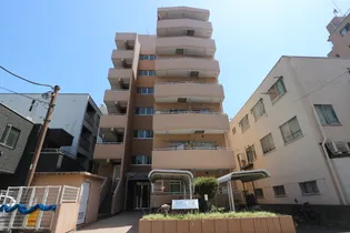 カストール三ノ輪の画像