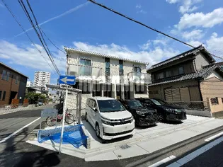 Charman+(シャルマン)【1階】の外観