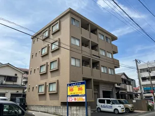 ベルーナ中央【3階】の外観