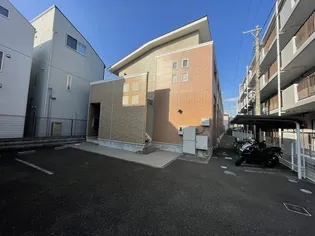 ドミール・シャルマン II番館【1階】の外観