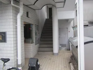 トップ横浜吉野町の画像