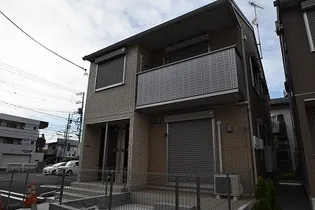 プレミアムコートD【2階】の外観