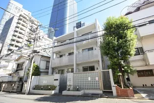 コンフォリア麻布台【3階】の外観