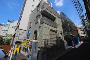 プリモ 本郷【2階】の外観