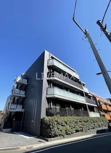 東京都新宿区南元町【マンション】の外観