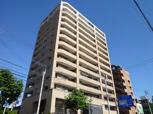 アルフィーネ西田の画像
