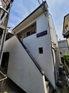 エレガンスハイム【2階】の外観