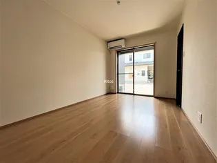 メゾン・ラフィネ IIの居間