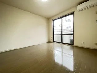 クレール・レヴィー【2階】の内装