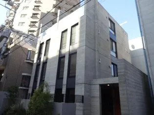 東京都新宿区西新宿4【マンション】の外観