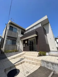 ヒルズ中井【1階】の外観