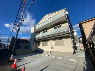 ロータス上杉【3階】の外観