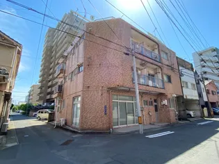 上村マンション【1階】の外観