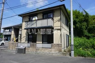 サンライフ光D棟【2階】の外観