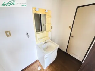 ドミール水谷【2階】の内装