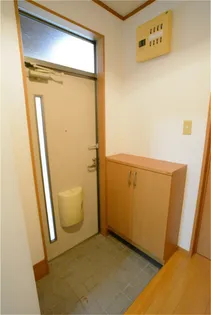 エスポワール柞田5号地【1階】の玄関