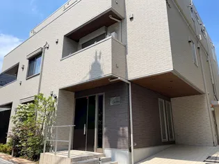 東京都世田谷区北沢2【アパート】の外観