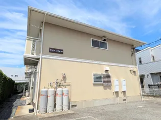 メゾンリヴェール【2階】の外観