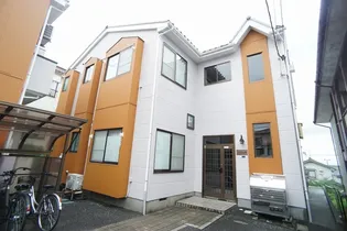 アローンハイツII【1階】の外観