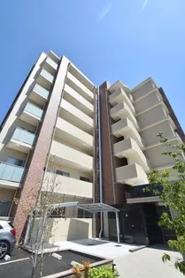 エスト クローネ【6階】の外観