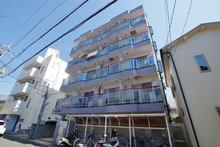ルートマンション走谷【3階】の外観