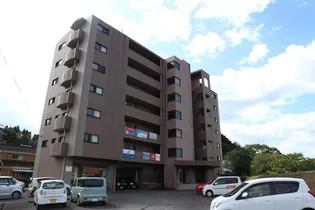 グラシアス【3階】の外観