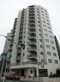 東京都港区南青山6【マンション】の外観
