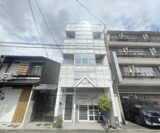 京都府京都市左京区大菊町【マンション】の外観