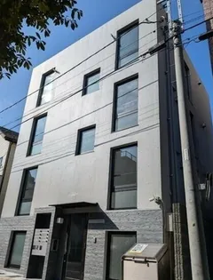 プレジール三軒茶屋【1階】の外観