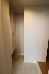 La neige 中山下【4階】の玄関