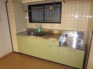 ELAN宮崎II番館【3階】のキッチン