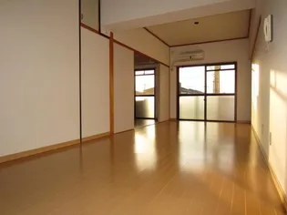 ELAN宮崎II番館【3階】の内装