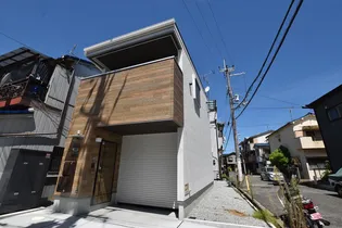 大阪府藤井寺市梅が園町【一戸建】の外観