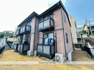 ヴィオレッタ【1階】の外観