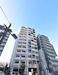 プレール・ドゥーク東新宿III【5階】の外観