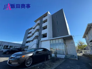 エスティIIIの画像