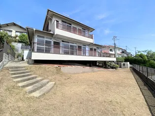 兵庫県宝塚市雲雀丘山手1【一戸建】の外観
