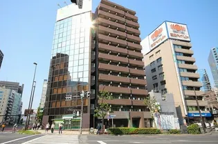 スカイコート芝壱番館【11階】の外観