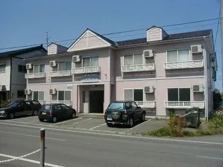 ホワイトメロン【2階】の外観